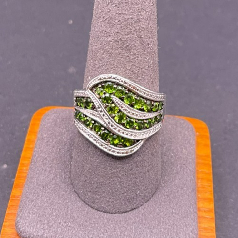 925 Sterling Silver Green Chrome Diopside Wave Cluster Ring Size 9.75